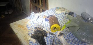 Homem é detido após arrombar casa da companheira com macaco automotivo e fazer ameaças
