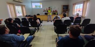 Plantio às margens de rodovias é tema de debate da Concessionária Via Campo com agricultores de Engenheiro Beltrão