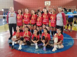 Voleibol da Escola Arthur Ramos conquista ouro e prata nos Jogos Escolares do Paraná