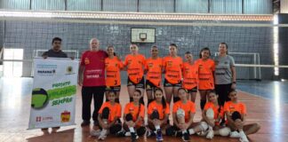 Escola Arthur Ramos é vice no voleibol feminino dos Jogos Escolares do Paraná e assegura vaga na fase final