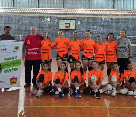 Escola Arthur Ramos é vice no voleibol feminino dos Jogos Escolares do Paraná e assegura vaga na fase final