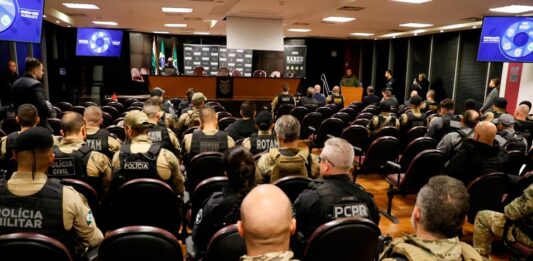 Forças de segurança e MPPR deflagram operação com 559 mandados contra integrantes de facção criminosa