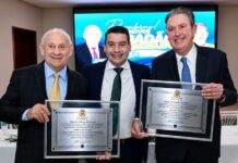 Deputados Ademar Traiano e Luciano Ducci recebem título de Cidadão Honorário de Engenheiro Beltrão em noite de gratidão e reconhecimento