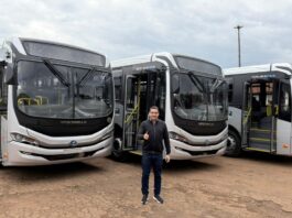 GESTÃO MUNICIPAL CONQUISTA TRÊS ÔNBUS ZERO KM PARA O TRANSPORTE PÚBLICO GRATUITO