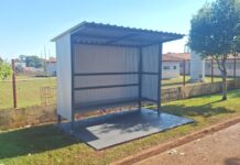 Prefeitura de Engenheiro Beltrão constrói novos pontos de ônibus no distrito de Sertãozinho