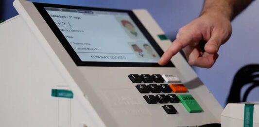 Eleitor tem até esta quinta-feira (20) para solicitar voto em trânsito