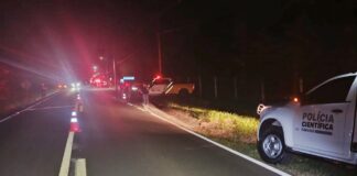 Motociclista de 54 anos morre após colisão com carro na PR-082, em Cianorte