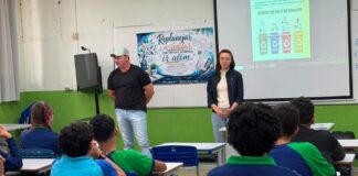 Bate-papo com alunos reforça importância da coleta seletiva em Quinta do Sol