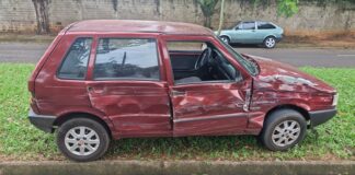 Colisão envolvendo carro e micro-ônibus deixa uma pessoa ferida em Cianorte