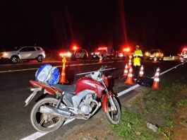 Idoso morre atropelado após parar motocicleta na PR-323, em Terra Boa
