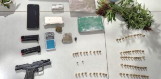 Operação contra o tráfico prende dois homens e apreende drogas e pistola em Araruna